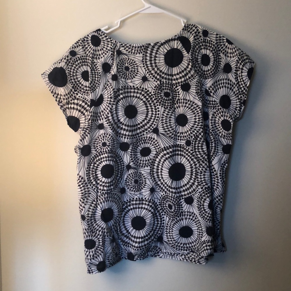 Top - Picture 3 of 4